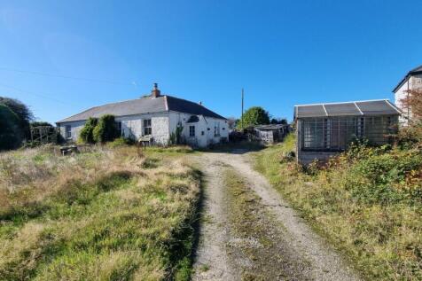 Helston, TR13 - property photo