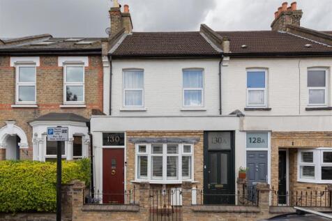 Godwin Road, E7