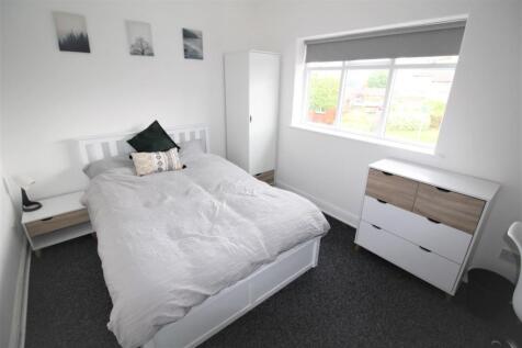 Bedroom (b) 