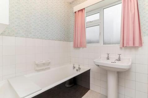 Bathroom - A.jpg