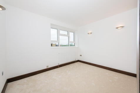 Bedroom.jpg