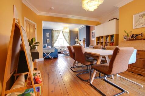 Living / Dining Room