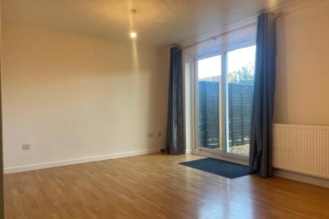 Snowley Park, Whittlesey, PE7 photo 2