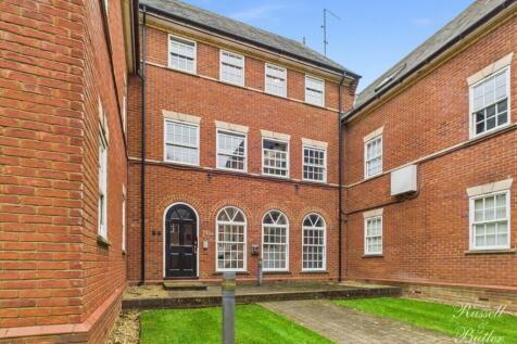 CAM02127G0-PR0356-STILL011