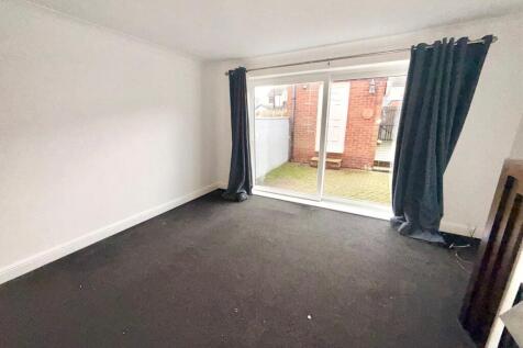 Hamilton Court, Shotton Colliery, Durham, DH6 2NL photo 3