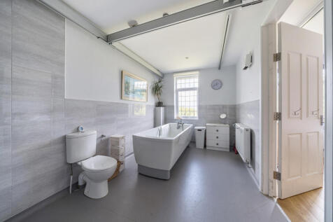 1345238-11-68b5a3...