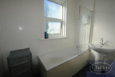 Stanfield Road, Winton photo 5