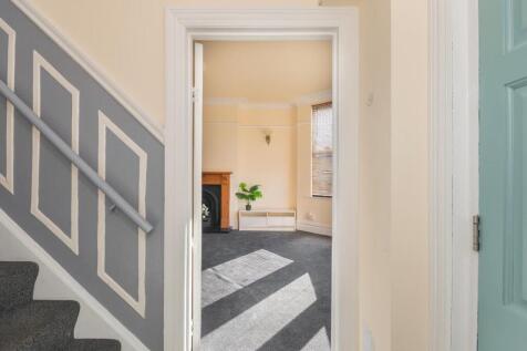 2S7J0LBR - Hallway A.jpg