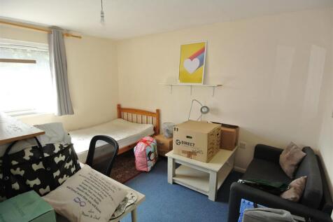 Bedroom 1 Front FF.JPG