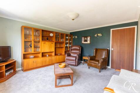 Sitting/Dining Room