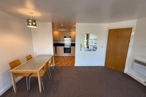 WhatsApp Image 2025-07-21 at 19.22.57_4d65f573.jpg