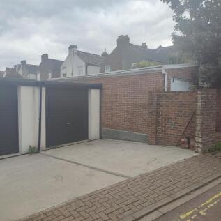 Garage 4.jpg