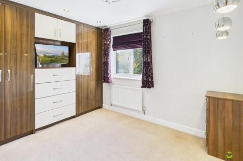 Presented by James at EweMove Bexleyheath and Dart