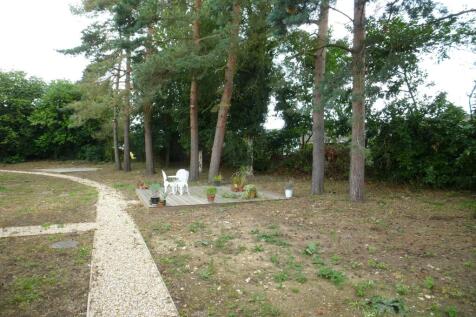 GARDEN 1 