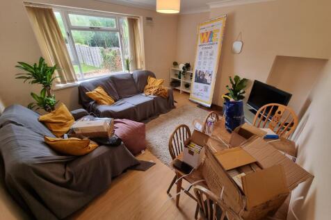 25 Maple Road, Leamington Spa photo 3