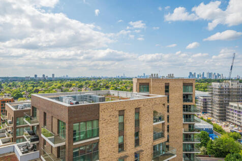 13-681cd6e743ab8-...