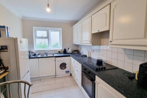 Fields View, Wellingborough, NN8 photo 4
