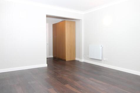 Studio Room