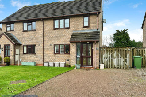Modern 2 bedroom semi detached