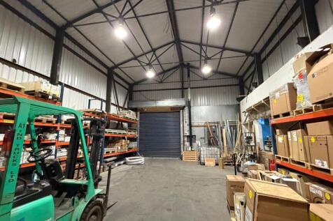 Light Industrial to rent Image 10
