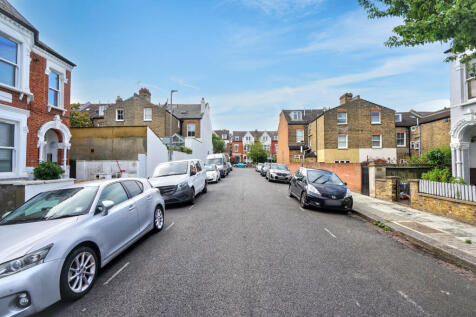 69b Childerbert Road, Tooting, London SW17 8EY