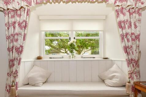 Internal Lifestyle Photograph