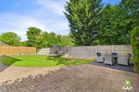 CAM03778G0-PR0233-STILL011