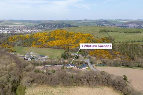 3 Whitlaw Gardens-02.jpg