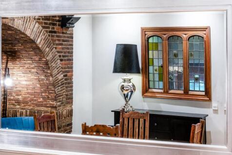 THE DRIFT BRIDGE, FLAT 3 (20of44)-25.jpg