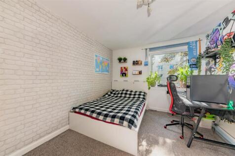 13 Atholl Street Dundee-3.JPG