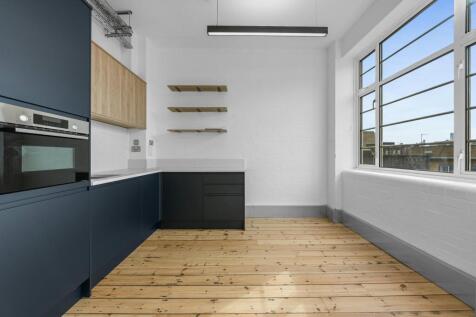 OLBC74WhiteLionStreet6.jpg