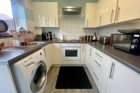 Heron Drive, Lenton, Nottingham, NG7 2DE photo 5