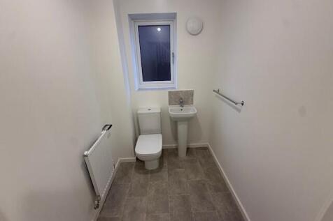 7 Epping Drive photo 5