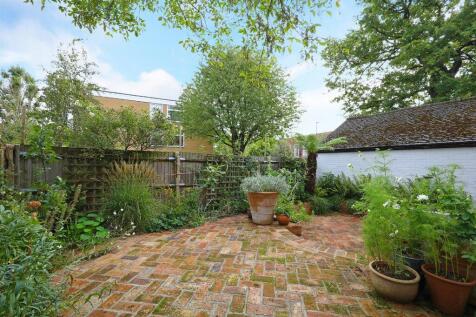 Rockwell Court, 48 Ridgway, SW19 photo 3