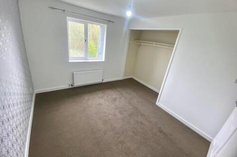 Riach Gardens, Motherwell, ML1 photo 4