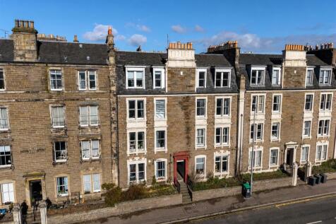 2R 297 Hawkhill Dundee Reshoot-2.jpg