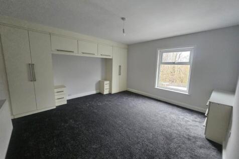 WhatsApp Image 2025-11-27 at 13.17.57 (5).jpeg