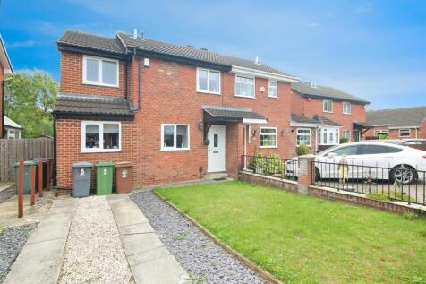Leeds, LS10 - property photo