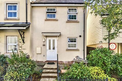 2-bed terraced on Underhay Close, Dawlish, £995/mo