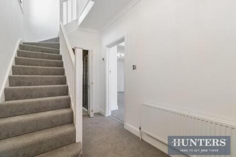 CHATSWORTH CRESCENT, -1.jpg