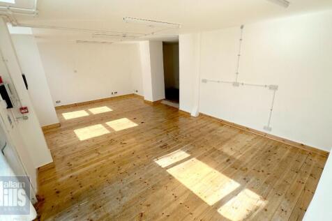 Commercial Property to rent Image 4