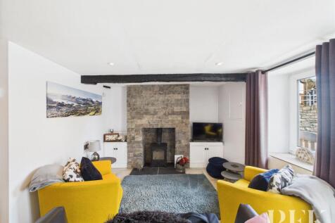 Open Plan Living/Dining Area