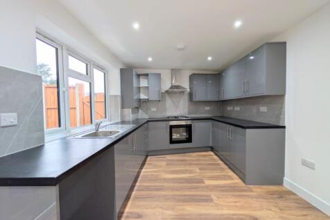 Garrick Road, Greenford, UB6 photo 4