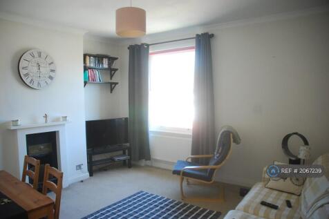 Very Light Top Floor Flat