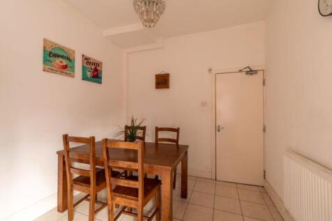Cranbourne Road photo 4
