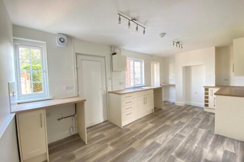Crockhurst Street, Tudeley, Tonbridge, Kent, TN11 photo 3