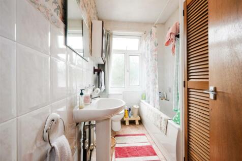 5 Kenilworth Avenue-10.jpg