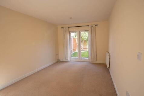 Avenue De Gien, Malmesbury, SN16 photo 3