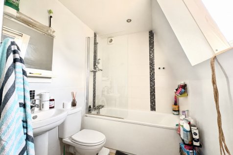 Esher House, St. Leonards Road photo 2