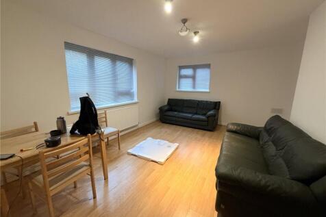 Lampton Road, Hounslow, TW3 photo 4